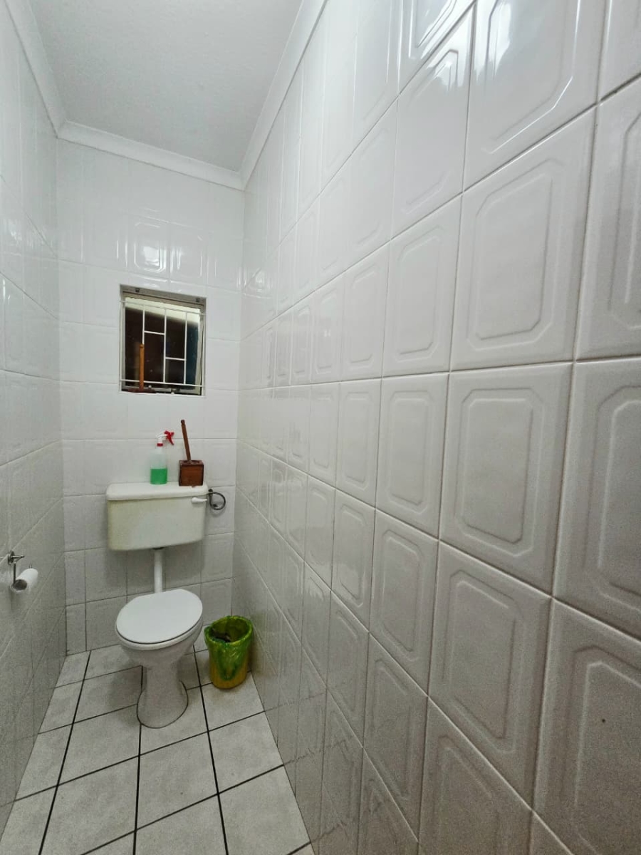4 Bedroom Property for Sale in Blanco Western Cape